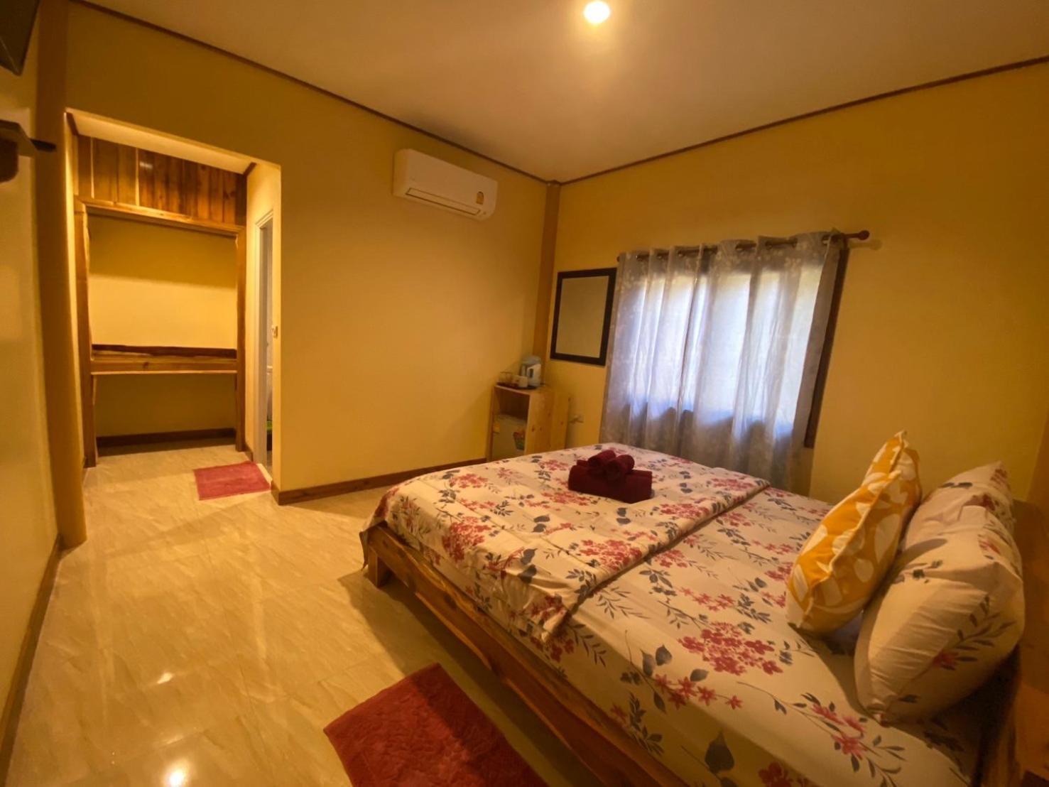 Ko Kut Baan Panseng Bungalow מראה חיצוני תמונה