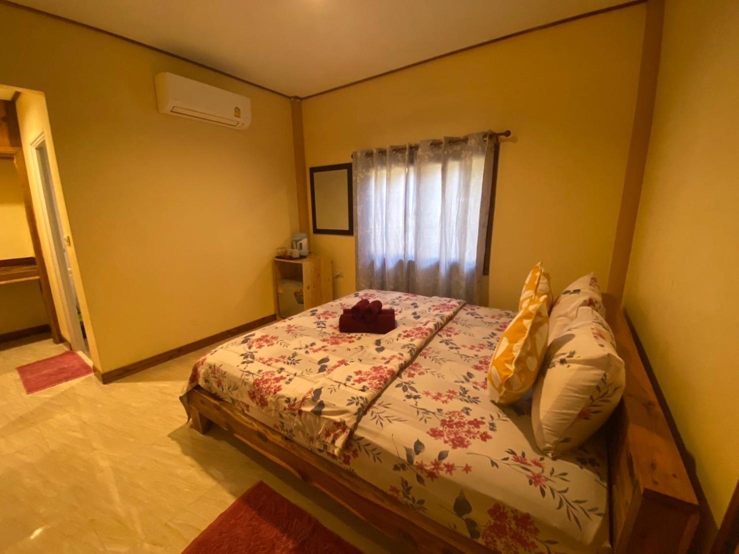 Ko Kut Baan Panseng Bungalow מראה חיצוני תמונה