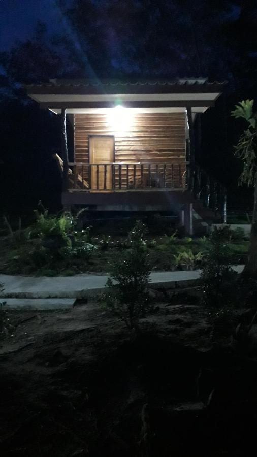 Ko Kut Baan Panseng Bungalow מראה חיצוני תמונה